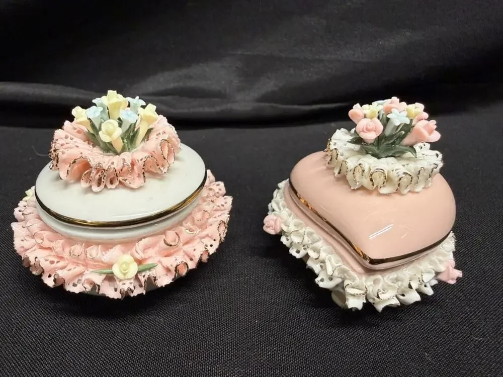 Set of 2 capodimonte porcelain trinket/jewelry boxes pink flowers heart Italy